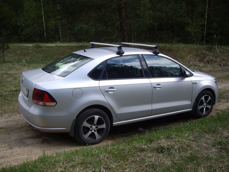 Багажник Атлант на крышу Volkswagen Polo седан