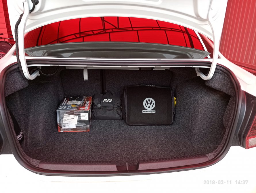 Багажник VW Polo sedan