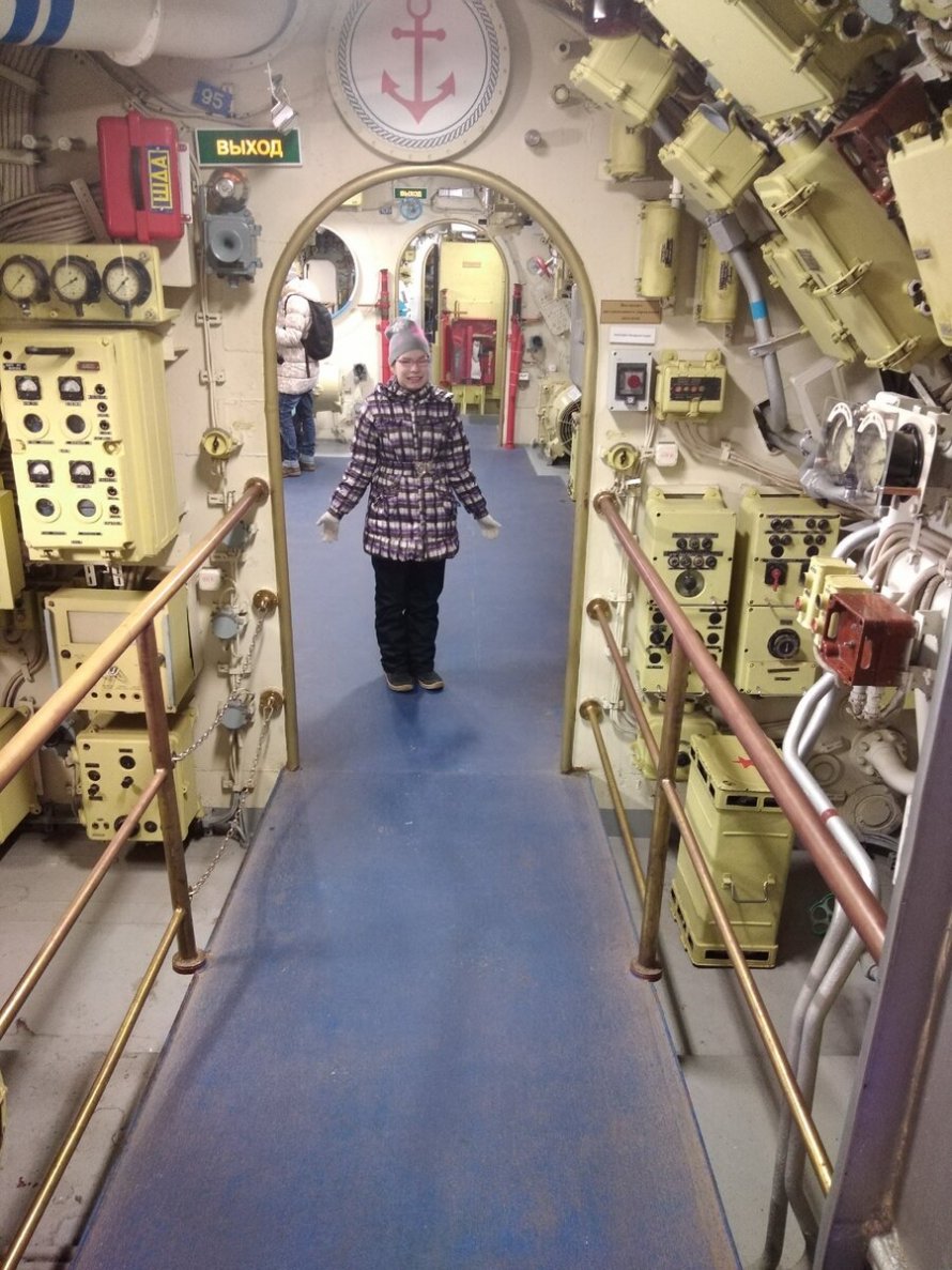 Внутри подводной лодки u-4712