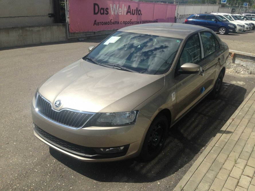 Skoda Rapid бежевый "Titanium",