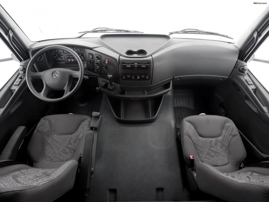 Mercedes Benz Axor 1840 салон