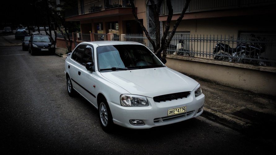 Hyundai Accent белый