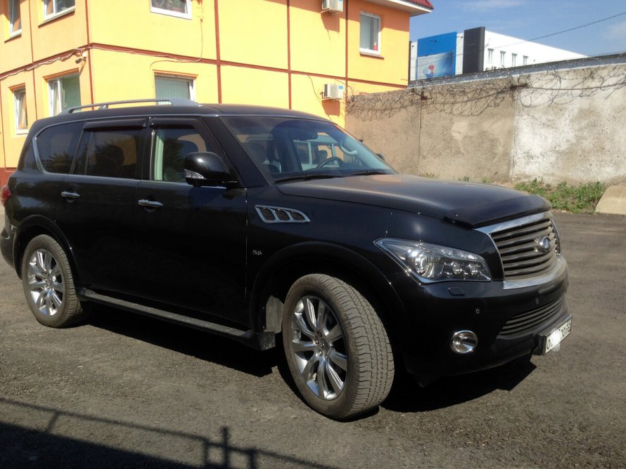 Инфинити qx80 черный