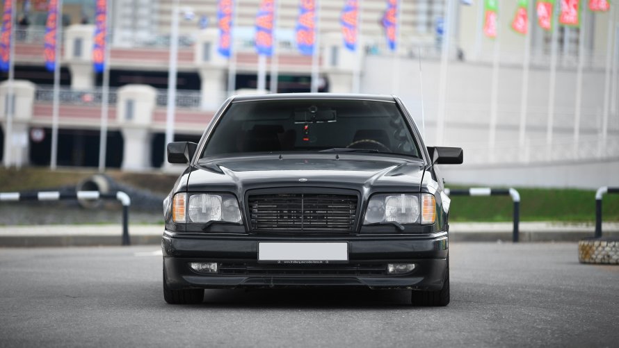 Mercedes Benz w124 e500