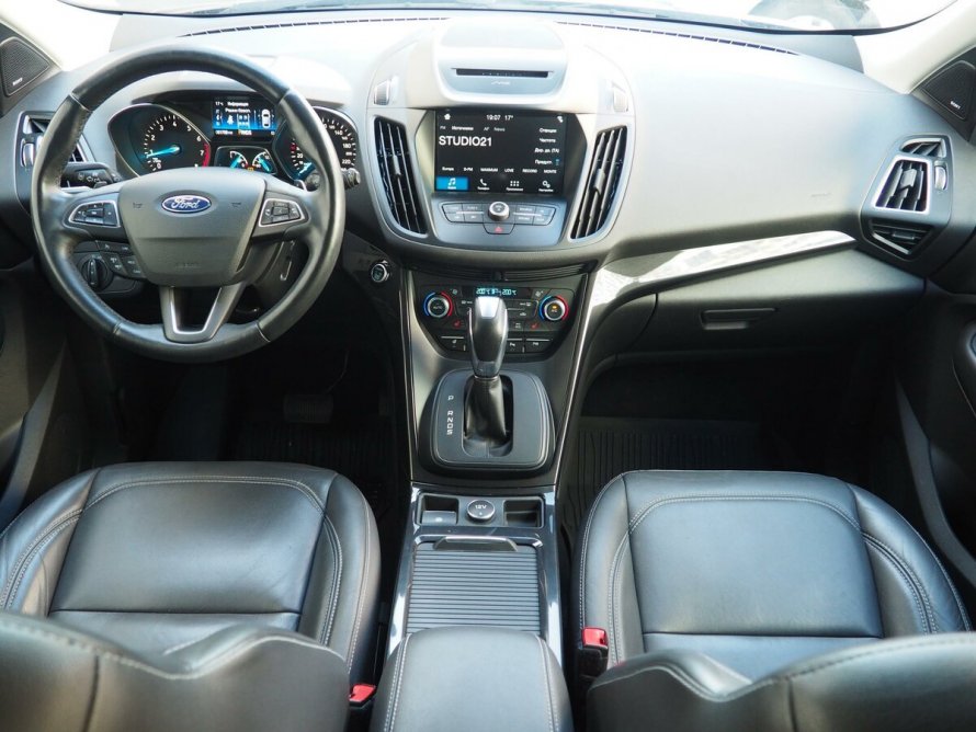 Ford Kuga trend 2.5 Рестайлинг интерьер