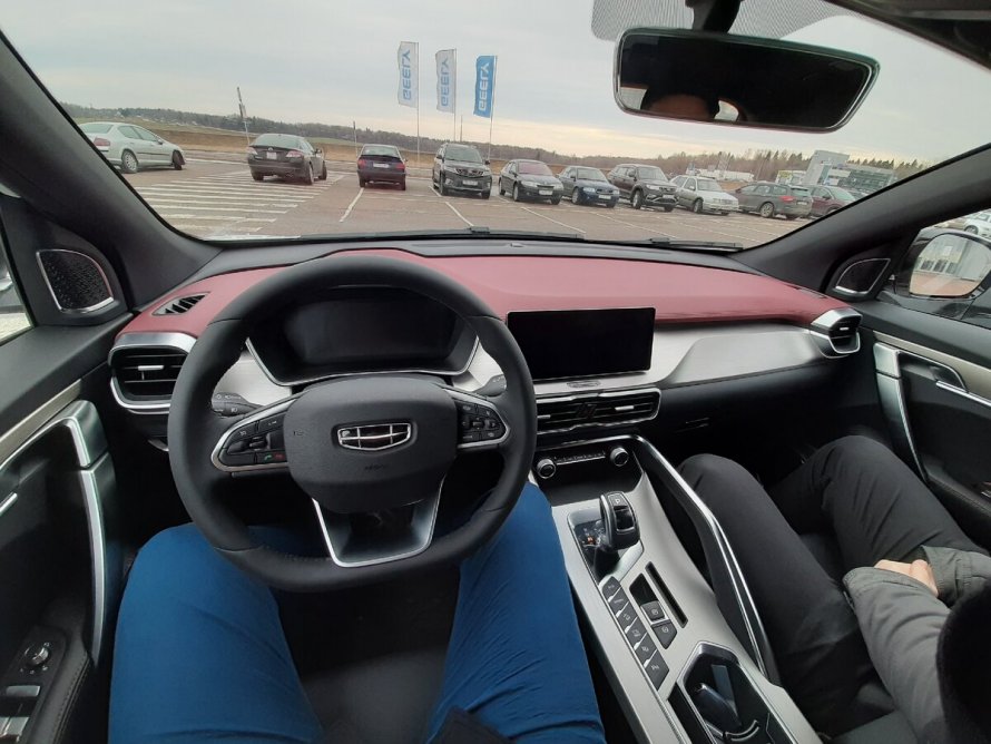 Geely Emgrand x7 2019