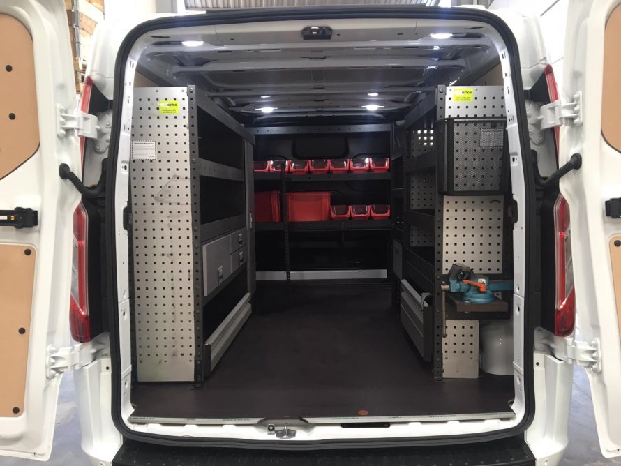 Ford Transit грузовой фургон салон