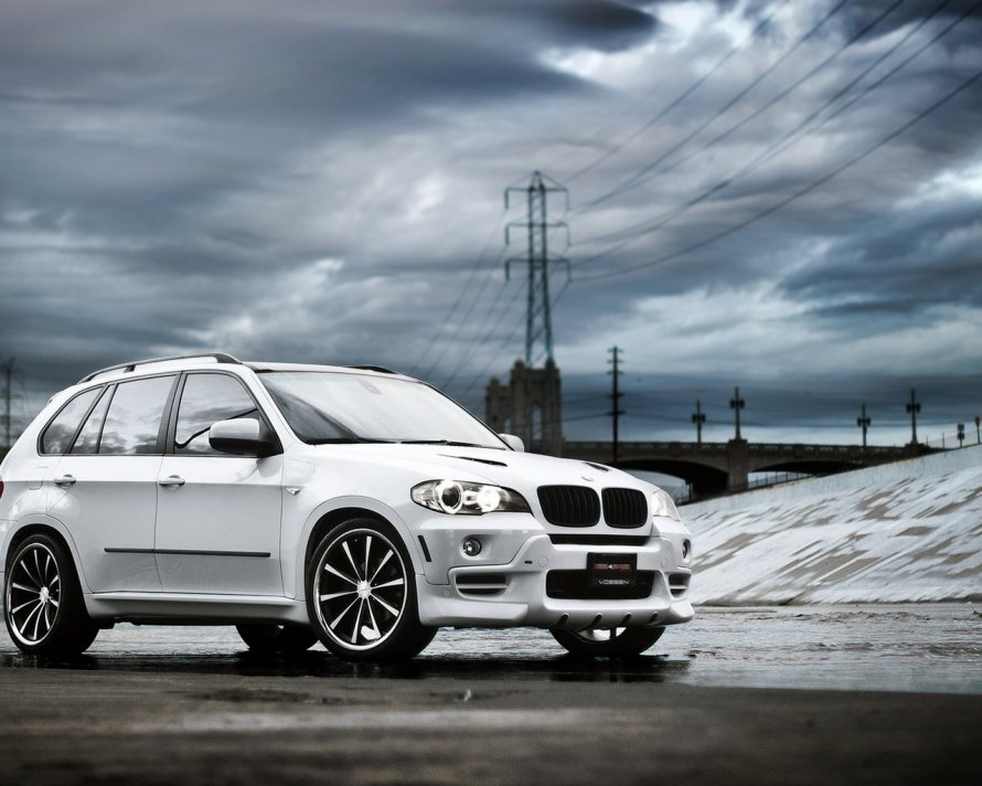 Белый BMW x5 6