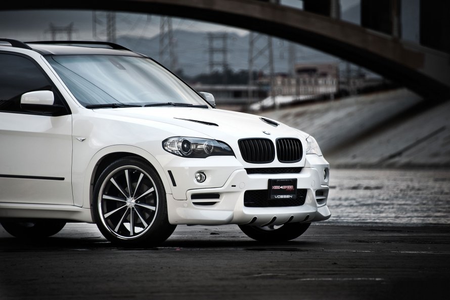 БМВ x5 белая