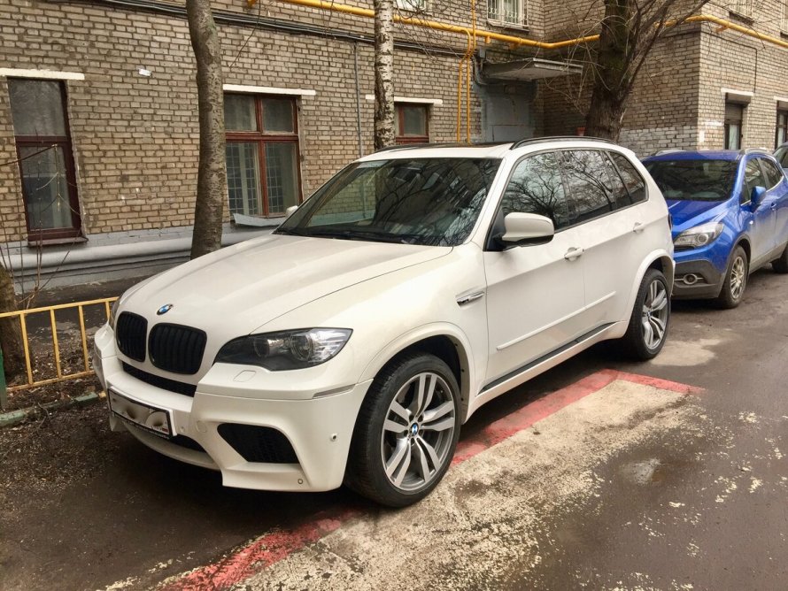 BMW x5m e70 White