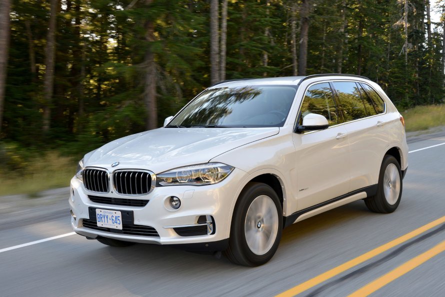 BMW x5 белый