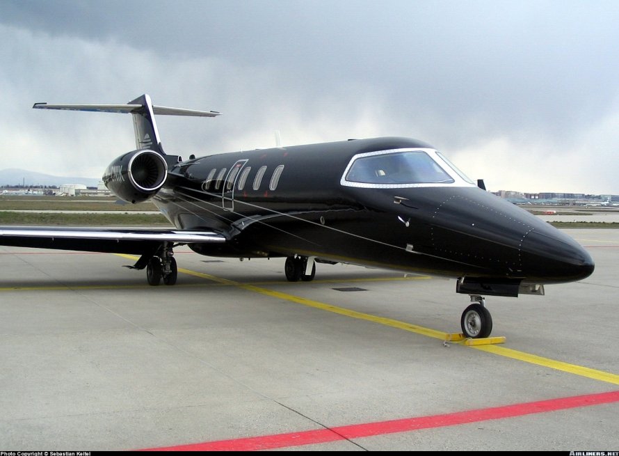Learjet 40 черный
