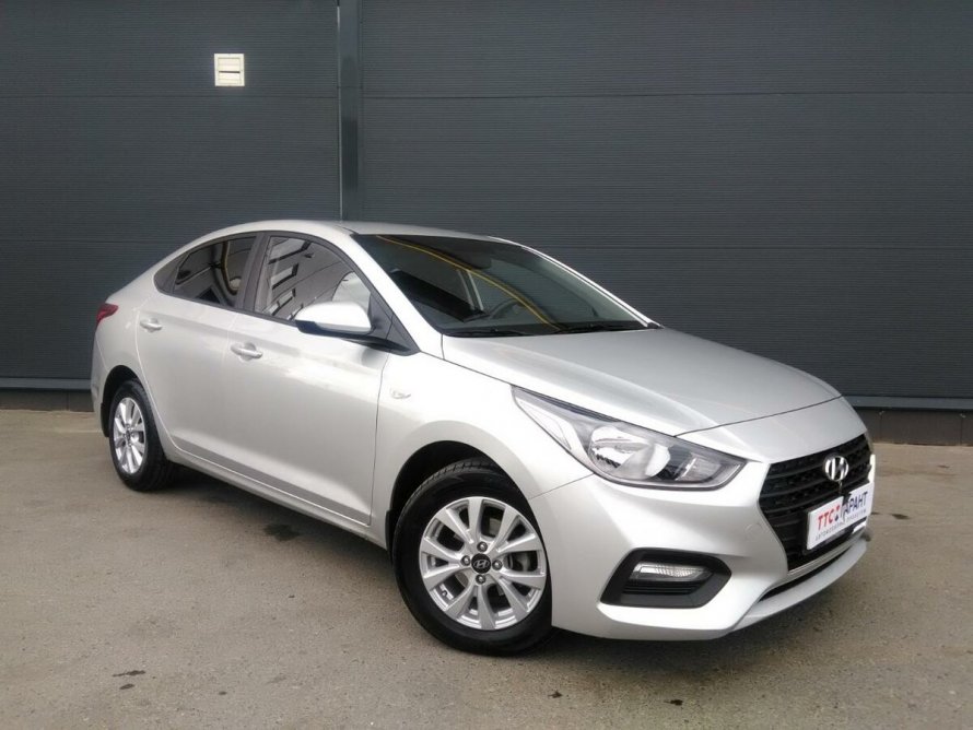 Hyundai Solaris 2017 серебро