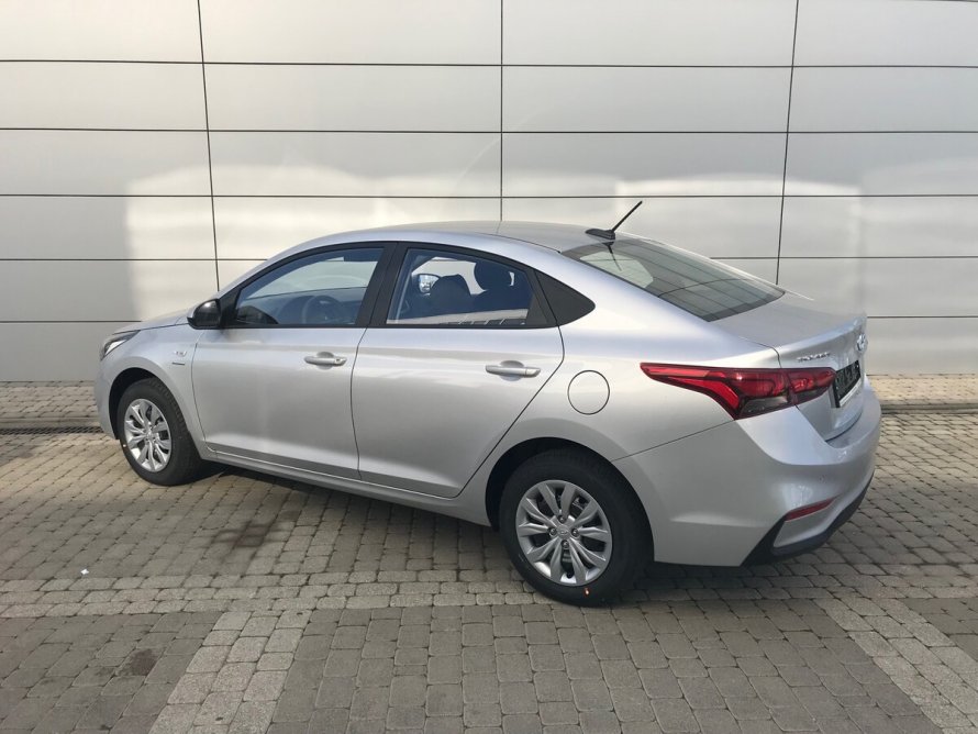 Hyundai Solaris 2021 Silver