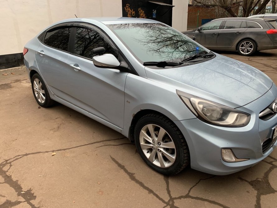 Hyundai Solaris 2012 1.4 седан