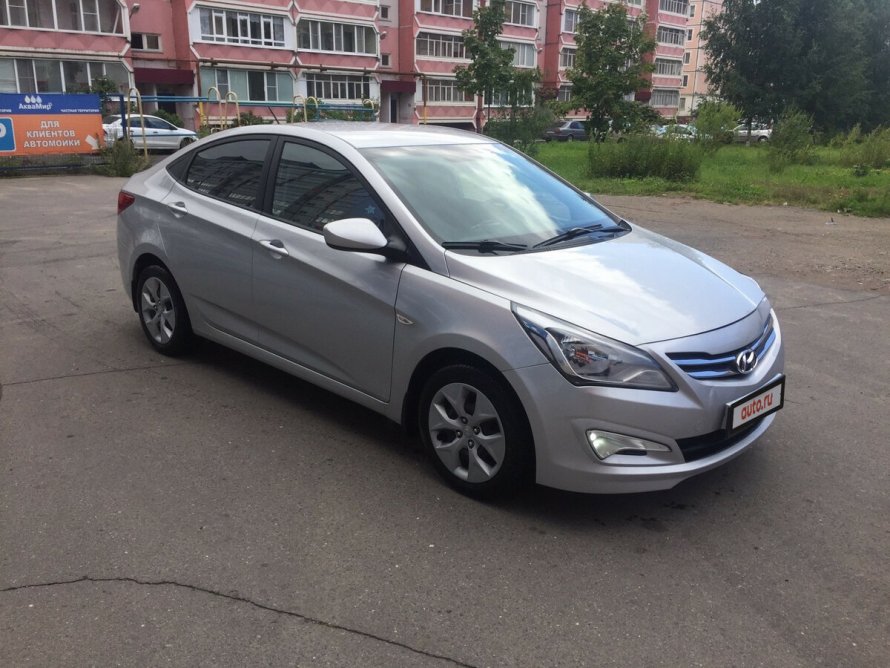 Hyundai Solaris 2016 серебристый