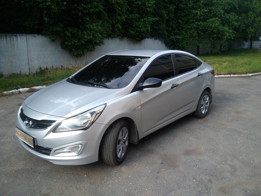 Hyundai Solaris 2014 серебристый