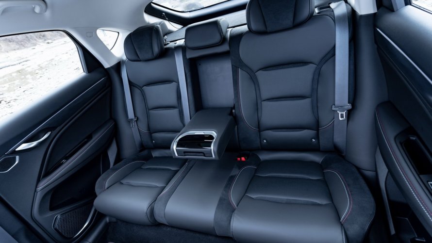 Geely Tugela 2020