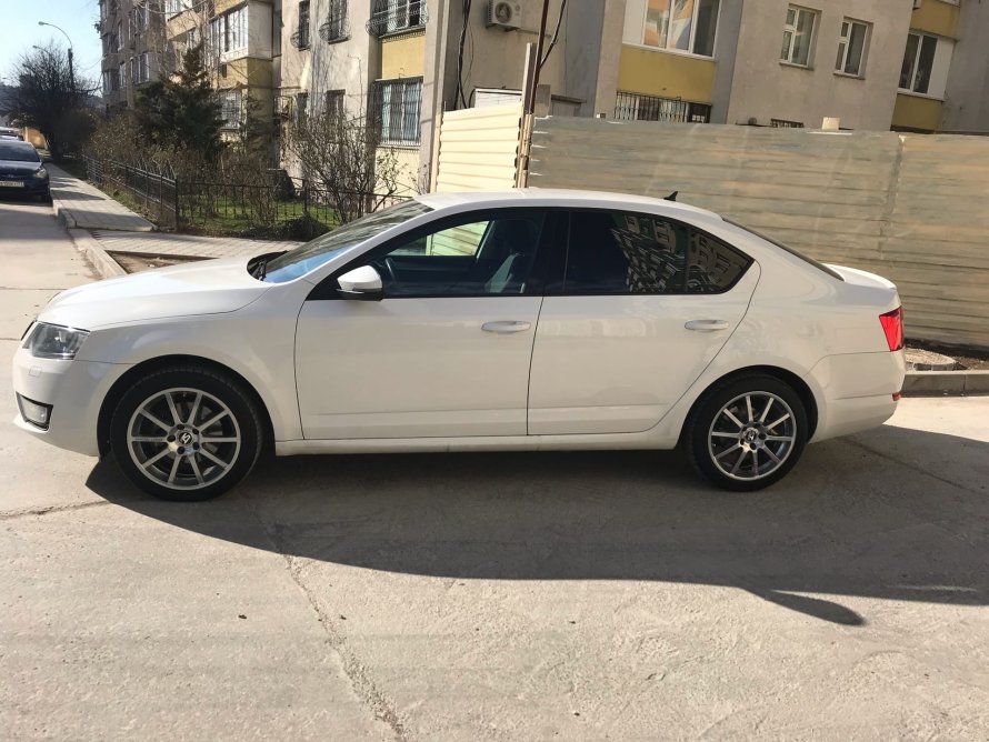 Octavia a7 Sport Technic r16