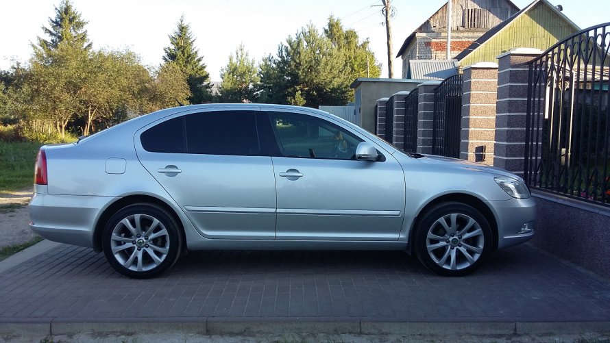 Skoda Superb r17