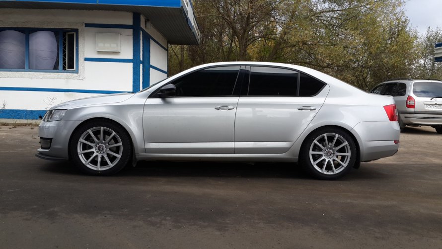 Octavia a8 r19