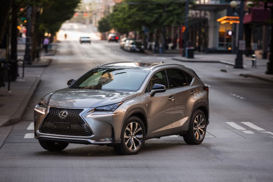 Lexus кроссовер nx200