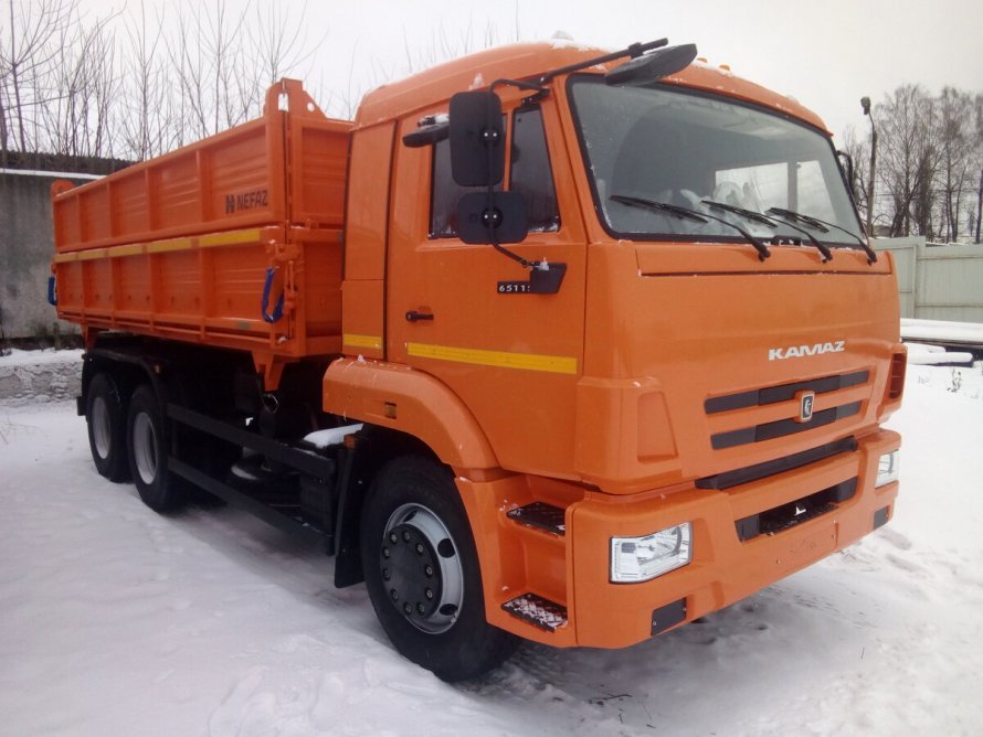 КАМАЗ 6520 тягач