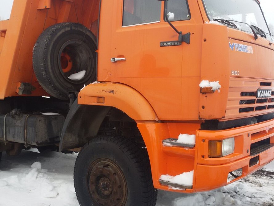 КАМАЗ 65111 самосвал