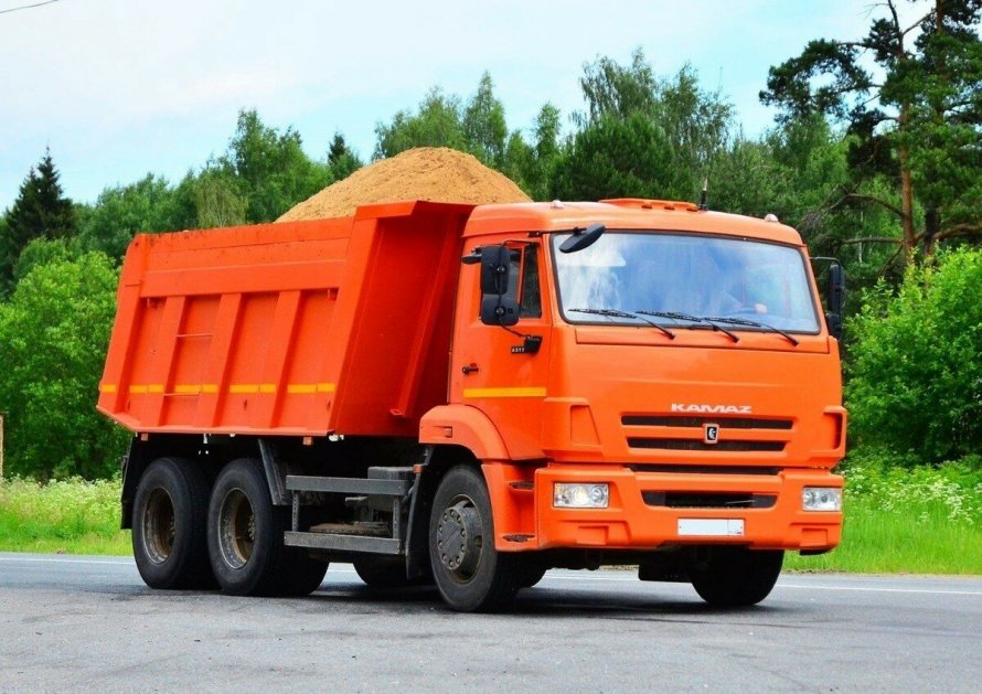 КАМАЗ оранжевый 65115 самосвал