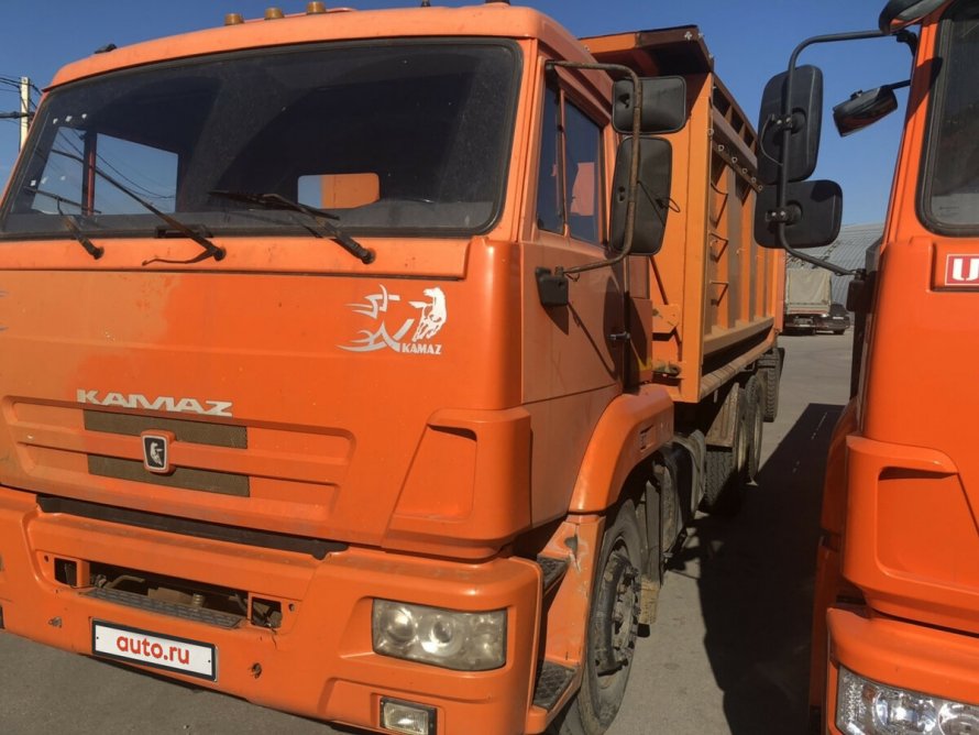 КАМАЗ 6520 оранжевая кабина синий кузов