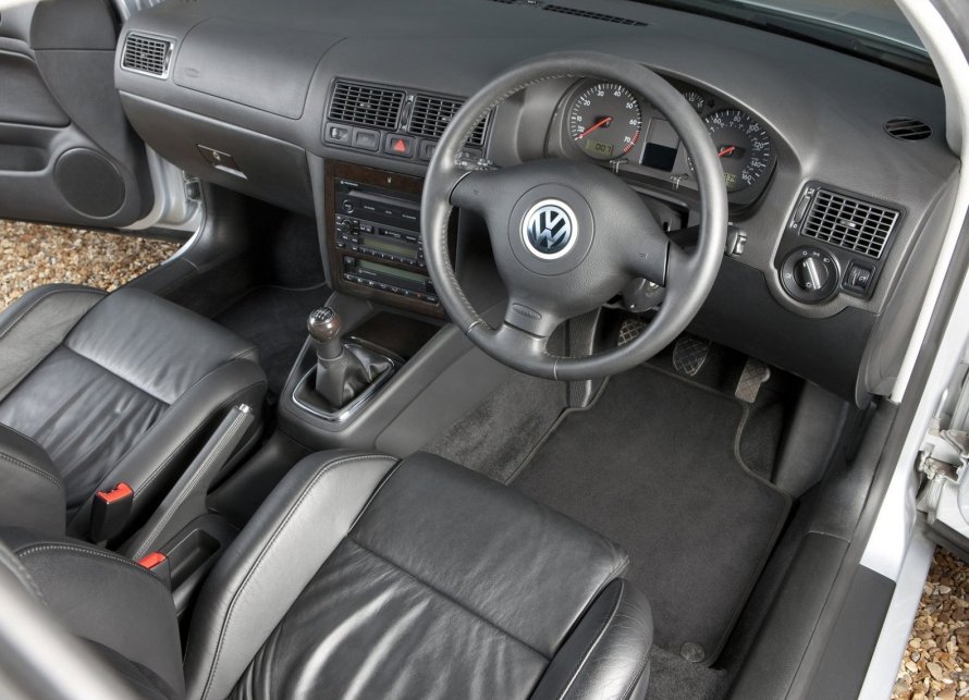Volkswagen Golf mk4 салон