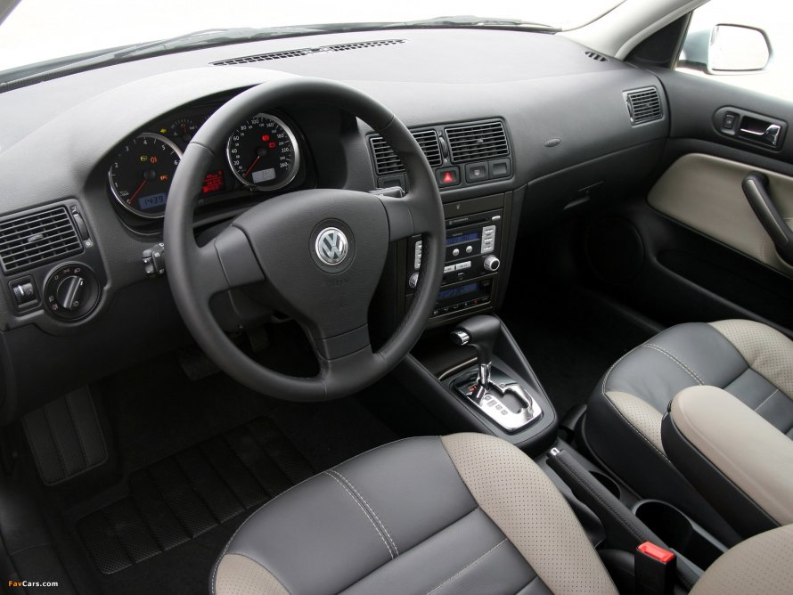 Volkswagen Golf IV салон