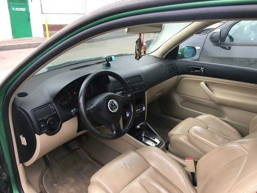 Golf 4 бежевый салон