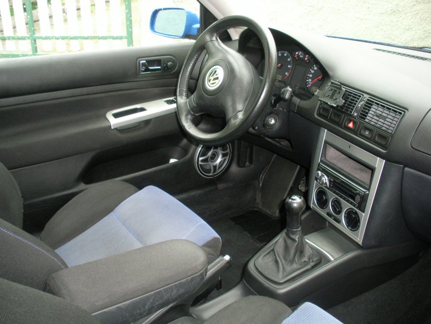 Volkswagen Golf 4 2001 Interior