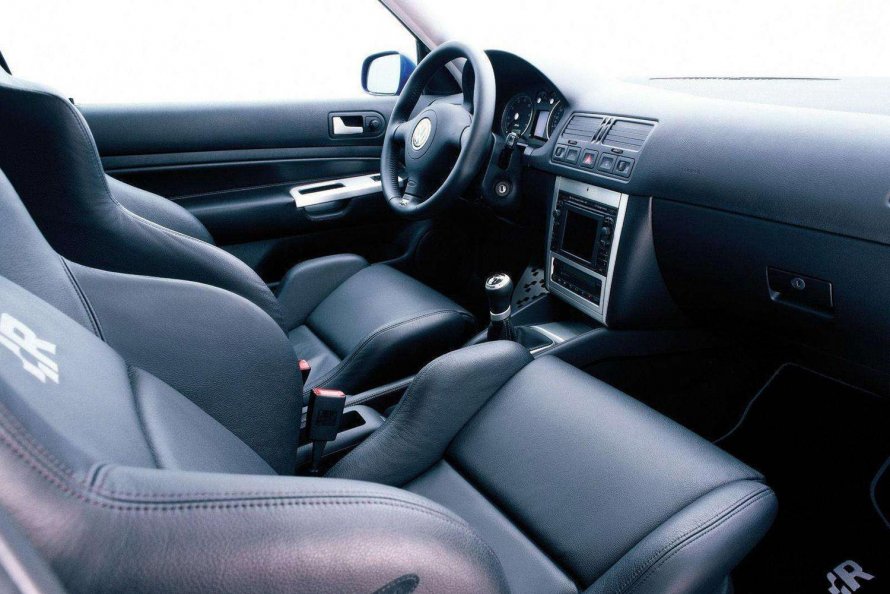 Volkswagen Golf mk4 r32 Interior