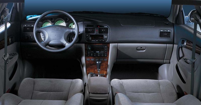 Suzuki Verona 2005