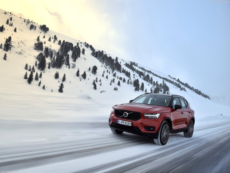 Модельный ряд Вольво XC 40