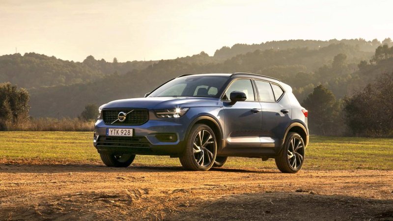 Вольво xc40 2019