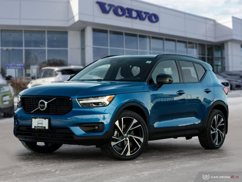 Вольво xc40 новая