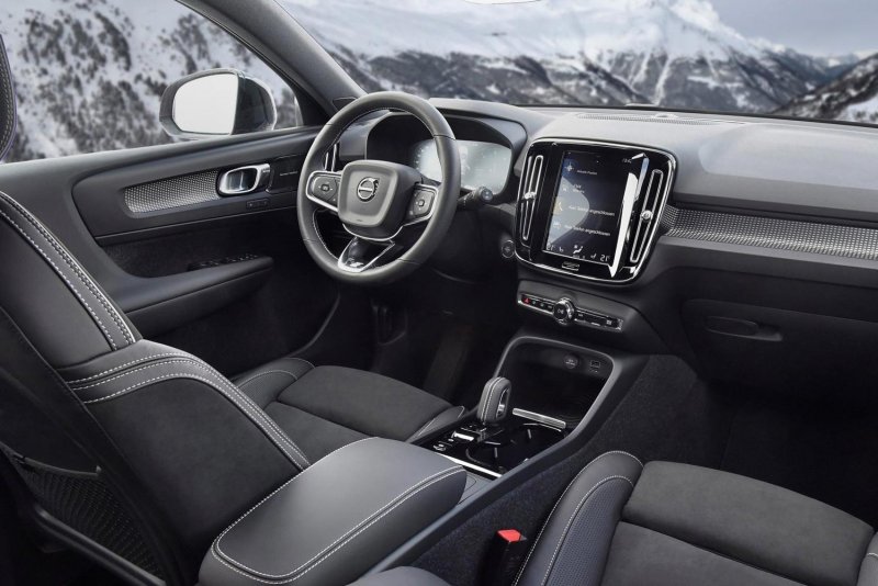 Вольво xc40 салон