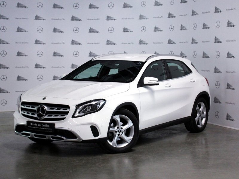 Mercedes GLA 200 2015