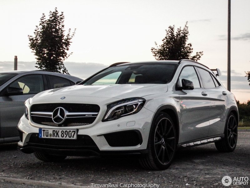 Мерседес GLA класс