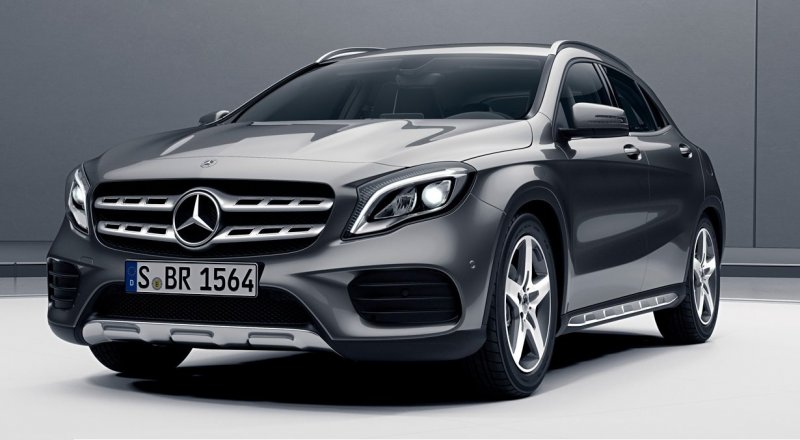 Mercedes GLA 45 седан