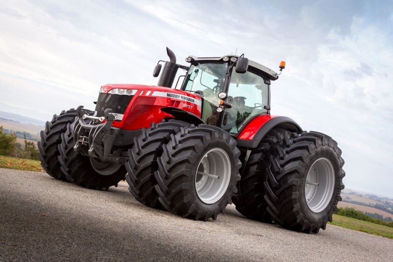 Massey Ferguson MF 8737 трактор колесный