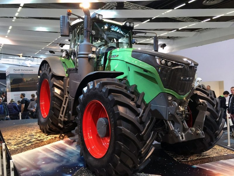 Трактор "Fendt 1050 Vario"