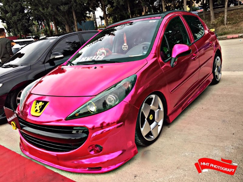 Peugeot 308 красная обвес