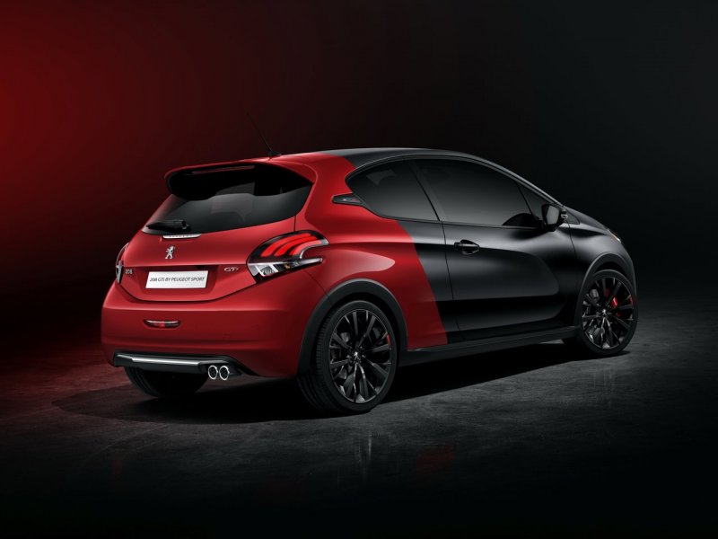 Пежо 208 GTI 2016