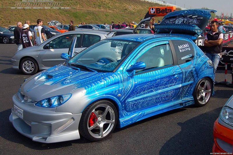 Peugeot 206 хэтчбек в пленке