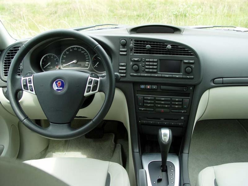 Saab 93 салон