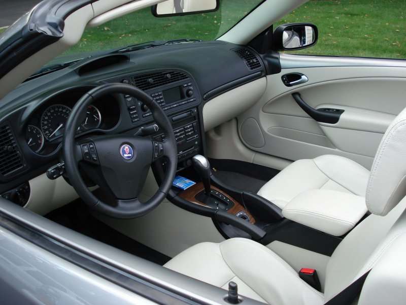 Saab 9-3 2008 салон